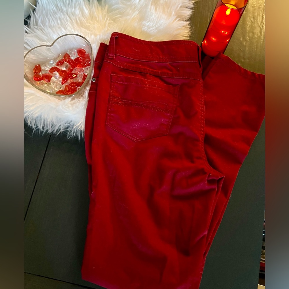 Very cute bright red skinny jeans/straight leg with a hint of sparkle. Size 13